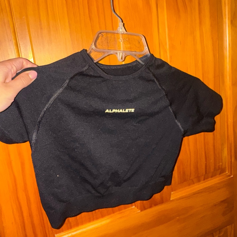 Alphalete Black Short Sleeve Crop